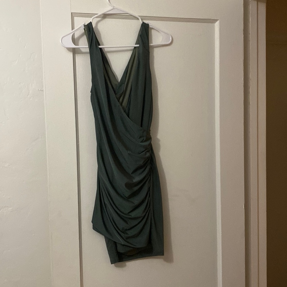 Green short cocktail dress